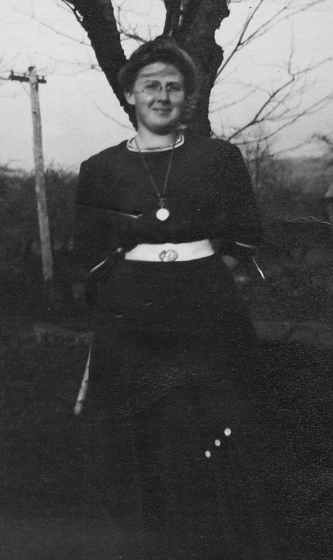 Eva Marie Pearl (1876-1901)